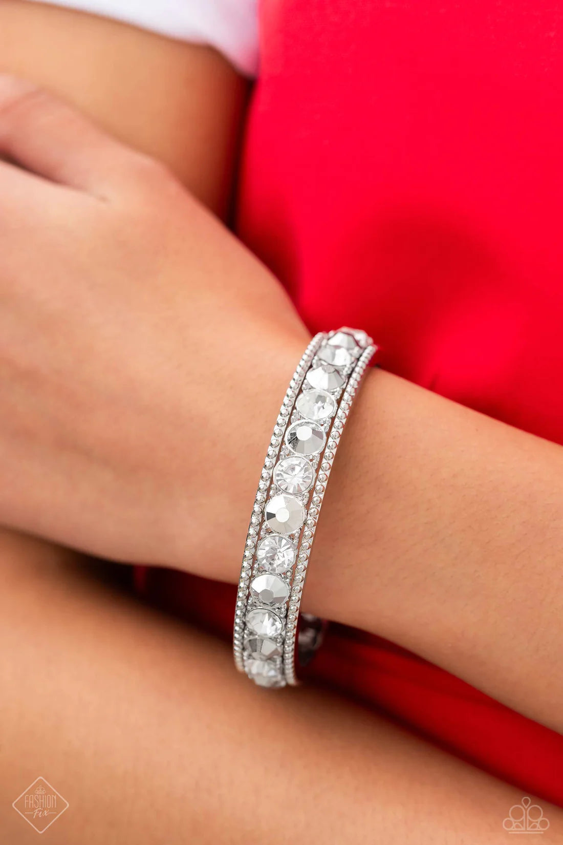 Polishing Promise - White Bracelet