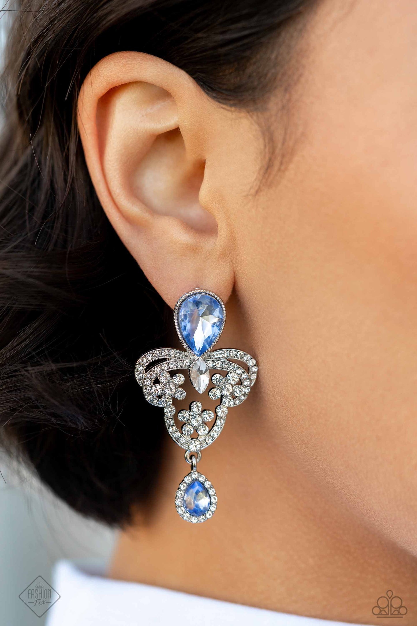 Giving Glam - Blue Earrings