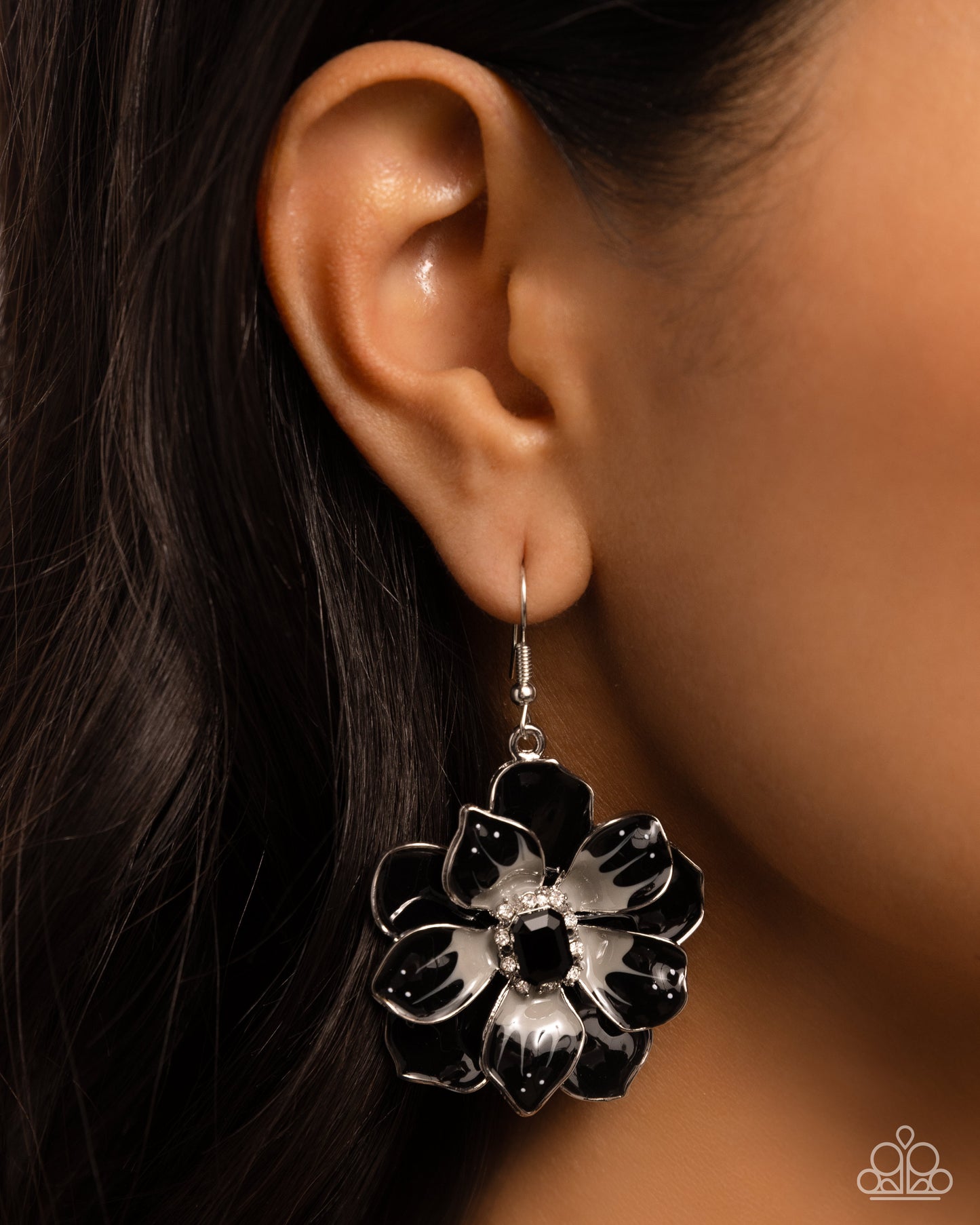 Tropical Treasure - Black Earrings